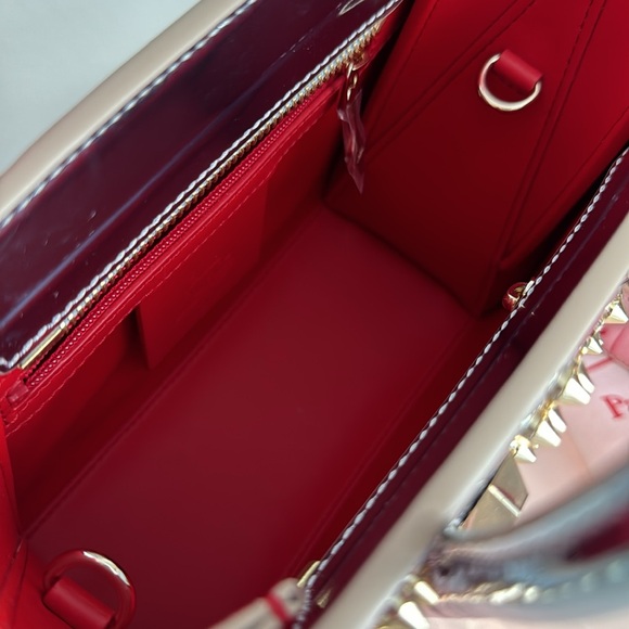 Christian Louboutin *NEW* Top Handle Bag with Shoulder Strap & Dust bag - Picture 9 of 15